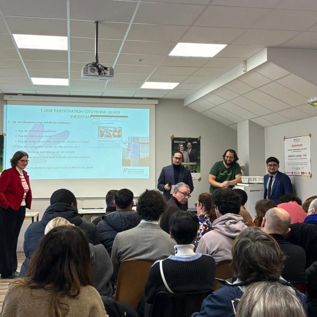 encore une très belle réunion publique au quartier de la marinière sur le thème de la démocratie 2